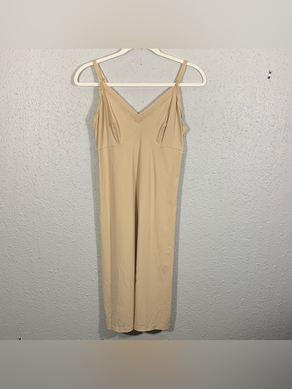 Shapeup by Kappahl Slim Slip Adjustanle Strap Beige/ Nude size L